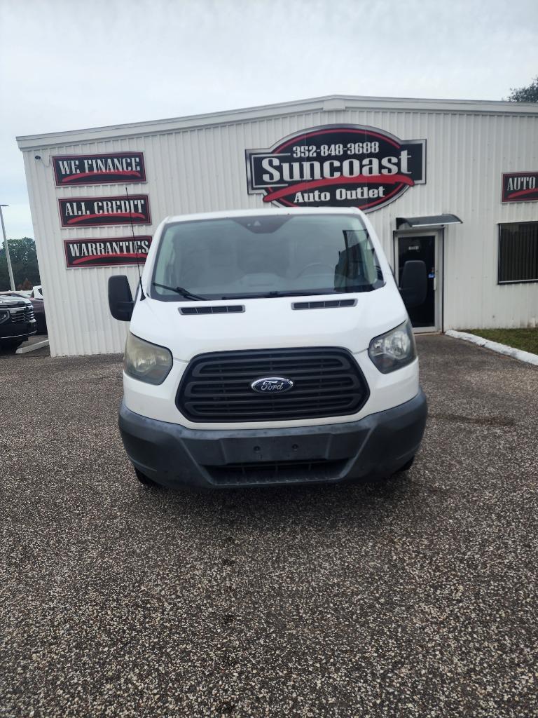 2016 Ford Transit Base's photo