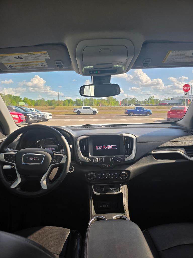 2024 GMC Terrain SLT - Photo 8