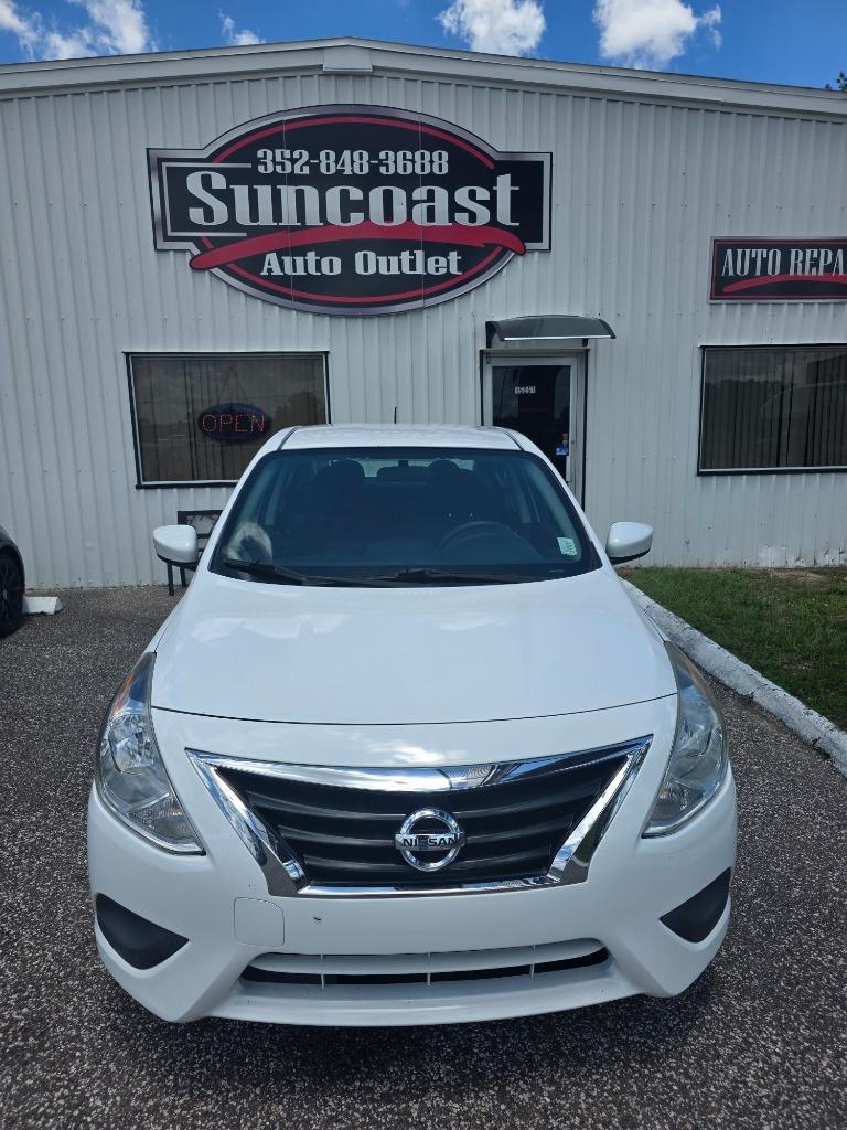 2016 Nissan Versa 1.6 SV CVT's photo
